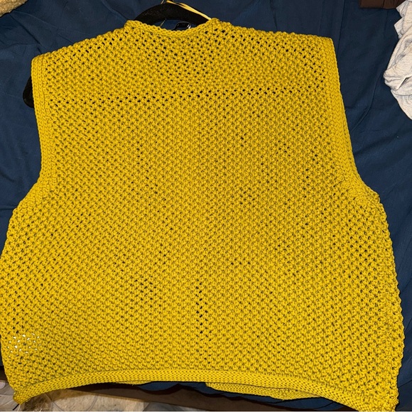 Zara Pistachio Chunky‎ Knit Button-Up Vest - Picture 6 of 6